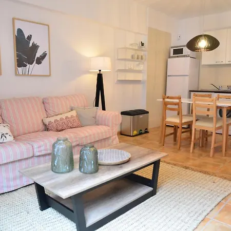 アパート Calma Agulo